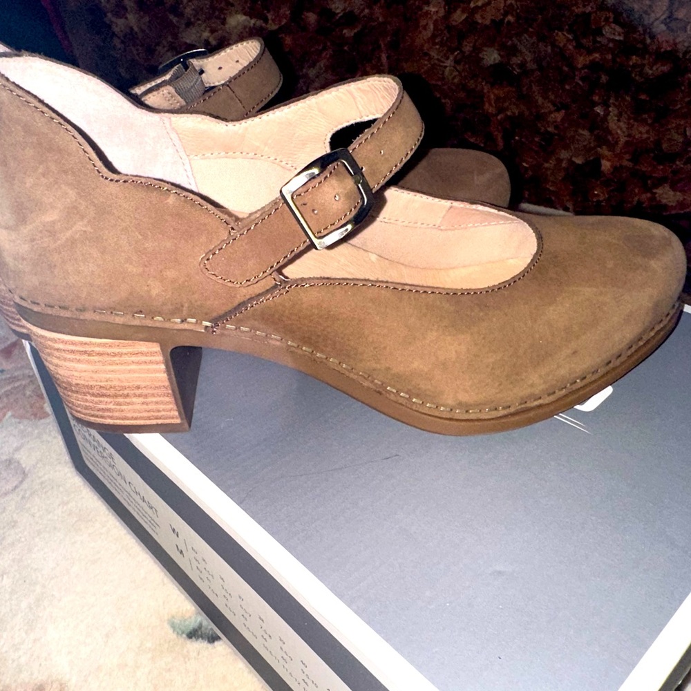 Dansko heeled Mary Jane size 40 or 10.